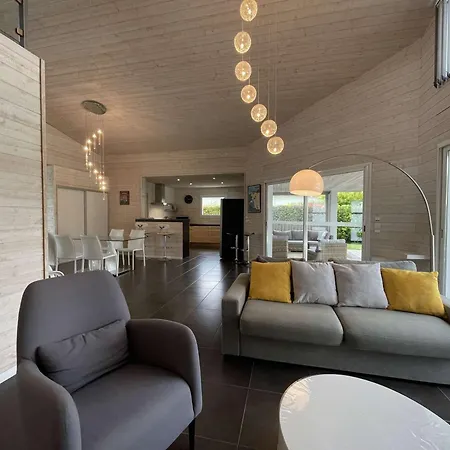 Villa Maison Moderne, Piscine Privee - 6 Pers. - Fr-1-881-2